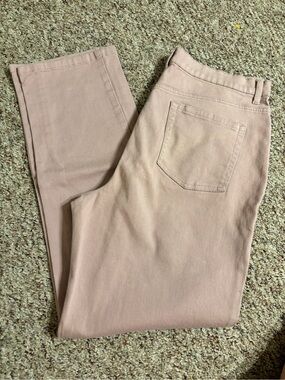 Classic Tapered “Amanda” jeans in Light Blush